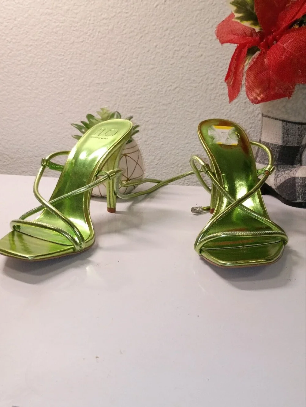 Jennifer Lopez Metallic Neon Green Strappy Heels - Picture 7 of 11